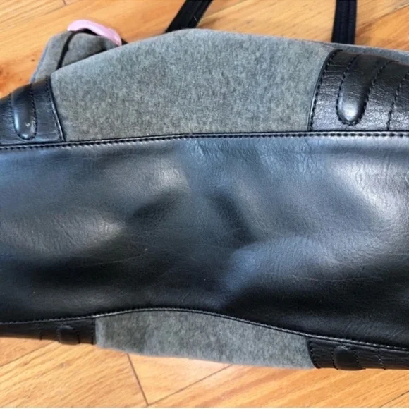 Juicy Couture pink and gray vintage daydreamer with pink and gray juicy wallet - Picture 11 of 15